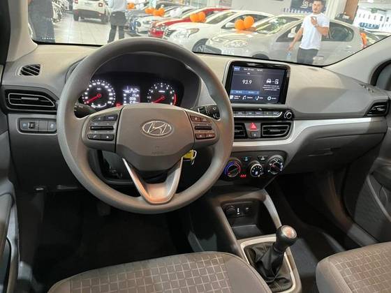 HYUNDAI HB20S 1.0 12V FLEX COMFORT PLUS MANUAL HYUNDAI HB20S 1.0 12V FLEX COMFORT PLUS MANUAL